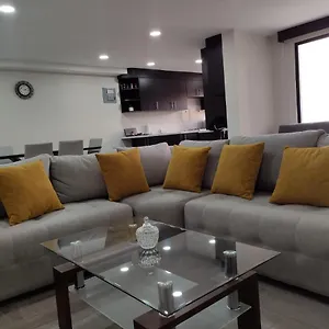 Departamento Sector De La Embajada Americana , Quito Ecuador
