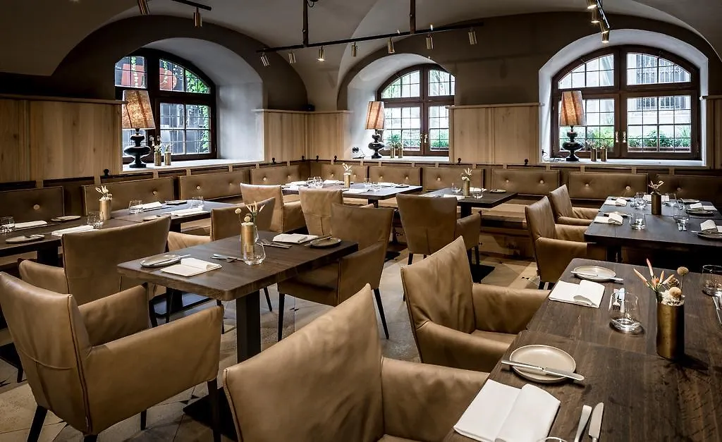Platzl Hotel Mnichov 4*,